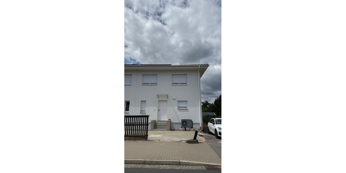Erstbezug: Neubau-Doppelhaushälfte mit Terrasse und eigenem Gartenanteil höchster Energiestandard - Einfamilienhaus Dresden Leuben | Angebot:25883614