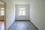 Charmante AltbauWohnung mit Holzdielung und schickem Tageslichtbad.