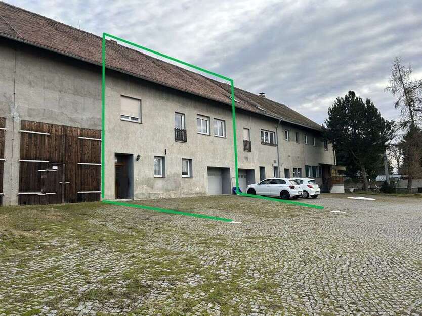 Haus zum Kaufen in Priestewitz 129.000 € 178.38 m²