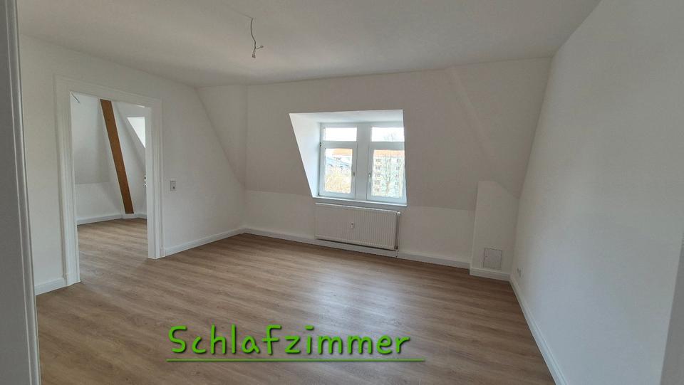 Dachgeschoßwohnung Dresden Blasewitz - 2.5 Zimmer, 87 m&sup2;, 870&euro; | Angebot:25793058