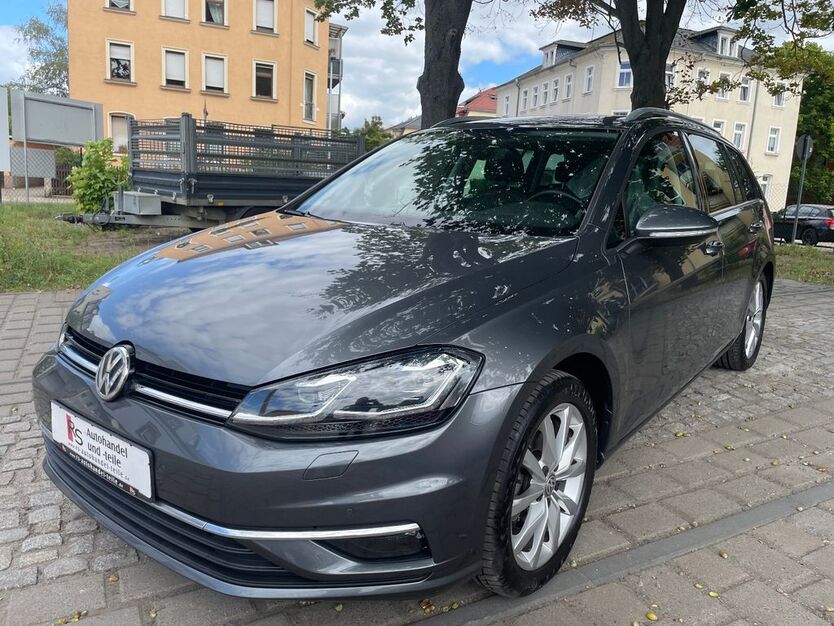 VW Golf 119.276 km 14.899 € Radebeul 01445