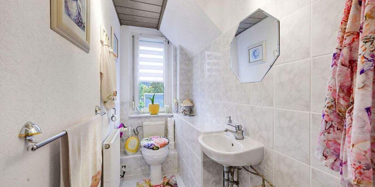 Einfamilienhaus Dresden Klotzsche - 4 Zimmer, 100 m&sup2;, 449.000&euro; | Angebot:25694664