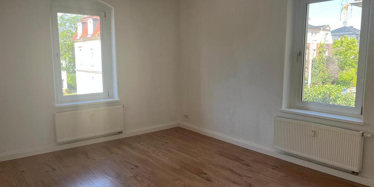 Leuben: 3-Zimmer-Wozhnung mit EBKI, Tagelichtbad und Stellplaz - Etagenwohnung Dresden Leuben | Angebot:27459320