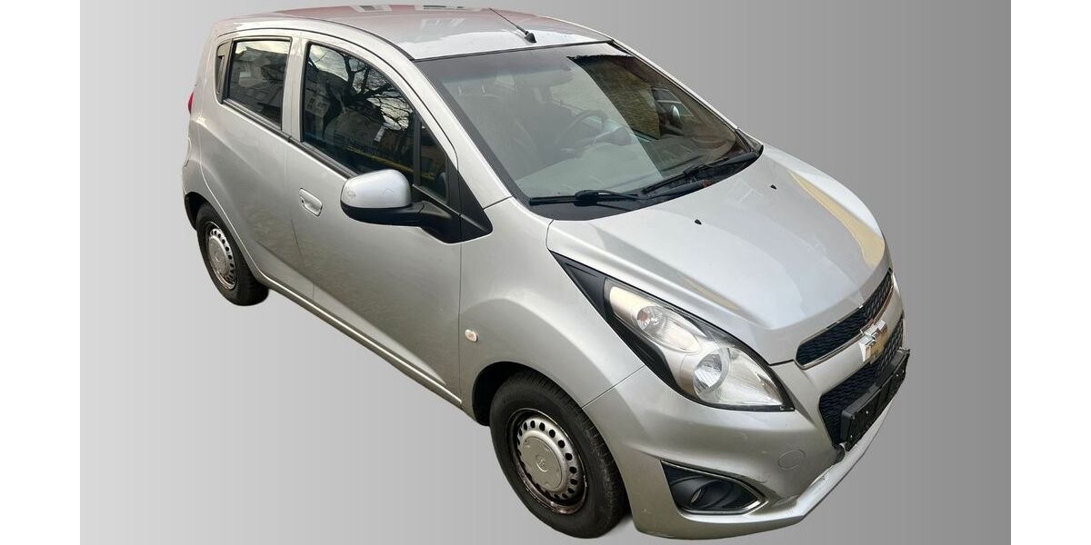 Chevrolet Spark 104.000 km 2.999 &euro; Dresden 01139
