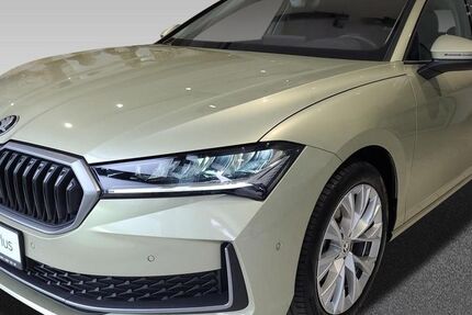 Skoda Superb 20.267 km 33.640 &euro; Dresden 01067