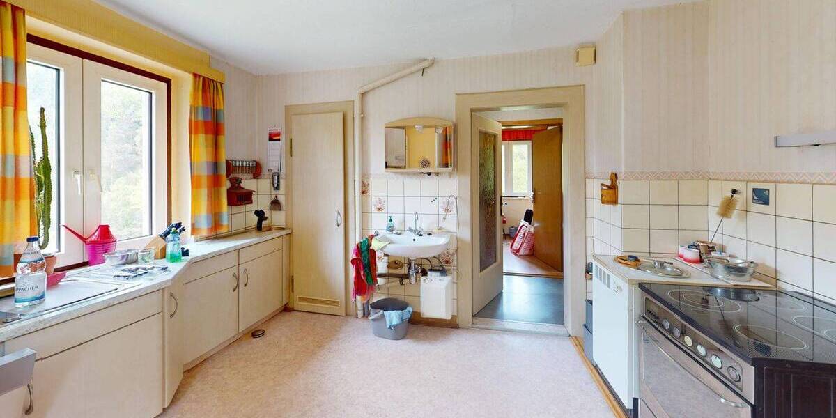 Einfamilienhaus Königstein Leupoldishain - 7 Zimmer, 146 m&sup2;, 175.000&euro; | Angebot:26686811