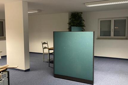 Büro mit Einbauküche zu vermieten, 5 min zur A 4B 173! zimmer
