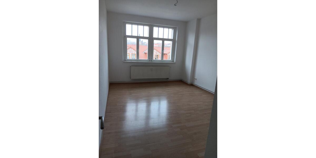 Etagenwohnung Freital - 4 Zimmer, 114 m&sup2;, 860&euro; | Angebot:25148230