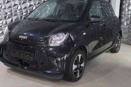 Smart ForFour 46.853 km 9.999 &euro; Dresden 01139