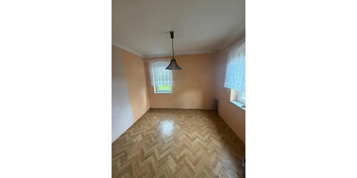 Einfamilienhaus Dresden Cossebaude - 7 Zimmer, 120 m&sup2;, 180.000&euro; | Angebot:26268434