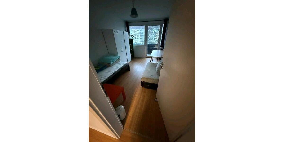 Etagenwohnung Dresden Neustadt - 4 Zimmer, 99 m&sup2;, 1.433&euro; | Angebot:26297238
