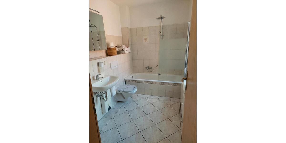 Etagenwohnung Wilsdruff - 1 Zimmer, 66 m&sup2;, 400&euro; | Angebot:25810288