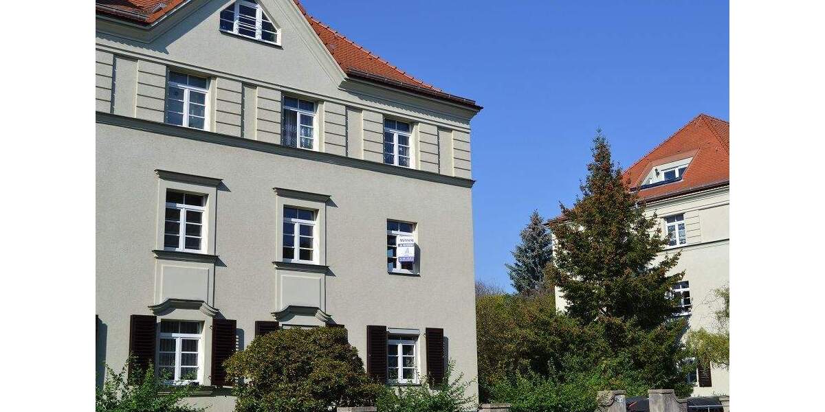 EG-Wohnung in idyllische Wohnlage (Loggia, Garten*, HHK) 2 zimmer