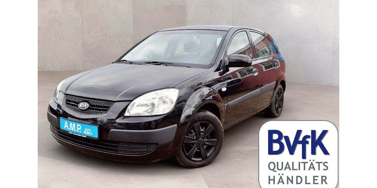 Kia Rio 125.087 km 2.499 &euro; Dresden 01237