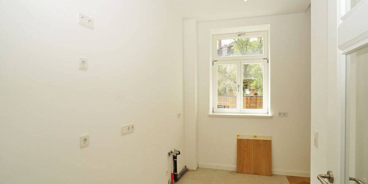 Etagenwohnung Dresden Striesen-Ost - 3 Zimmer, 99 m&sup2;, 1.900&euro; | Angebot:26820553