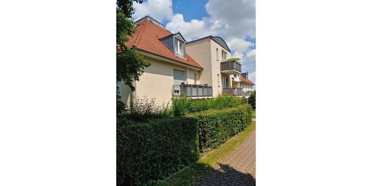 Etagenwohnung Dresden Schönfeld-Weißig - 1 Zimmer, 41 m&sup2;, 340&euro; | Angebot:27572607