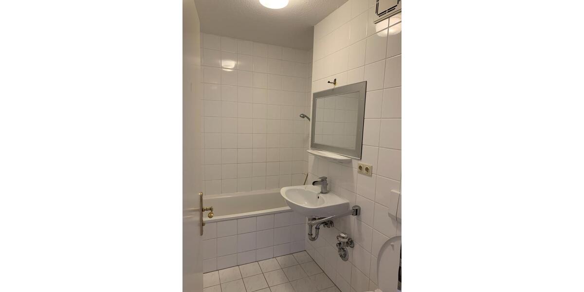 Etagenwohnung Dresden Schönfeld-Weißig - 2 Zimmer, 60 m&sup2;, 543&euro; | Angebot:25376945