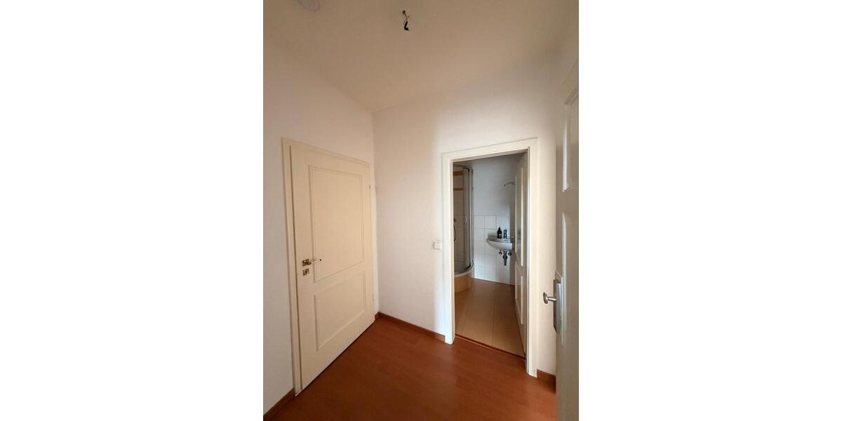 Etagenwohnung Dresden Neustadt - 2 Zimmer, 45 m&sup2;, 371&euro; | Angebot:26548828