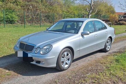 Mercedes 220