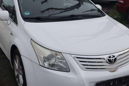 Toyota Avensis 290.000 km 3.500 &euro; Dresden 01237