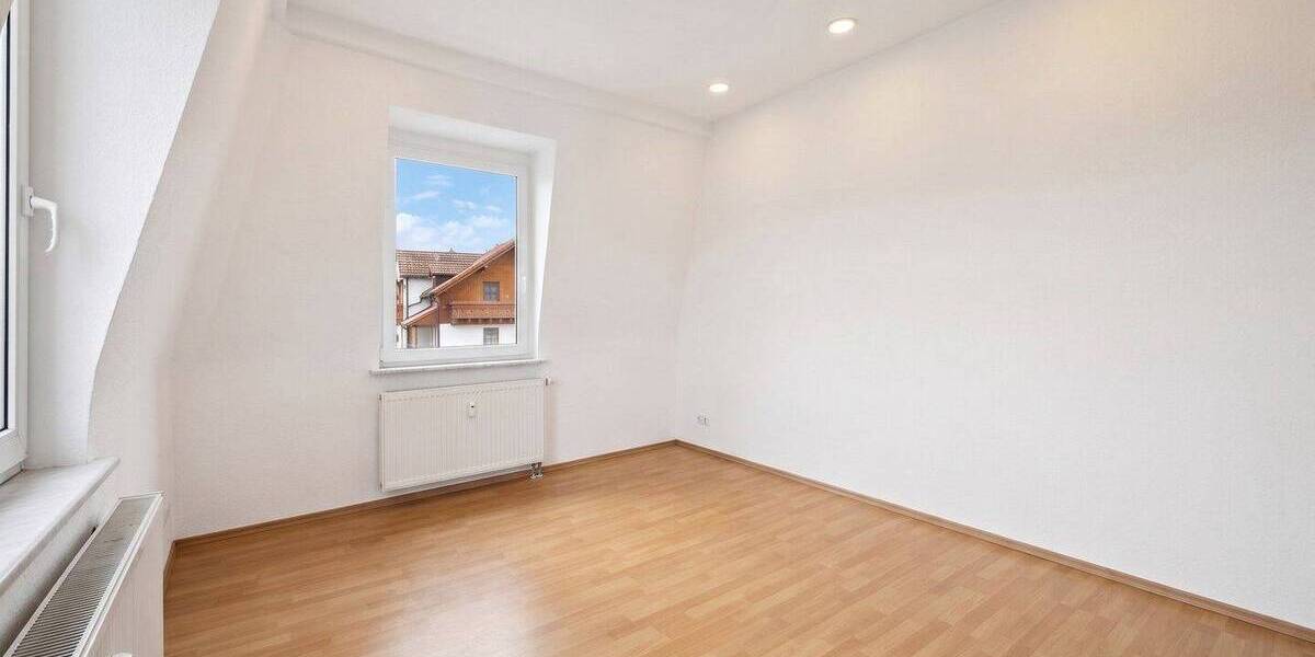 Etagenwohnung Freital - 2 Zimmer, 55 m&sup2;, 400&euro; | Angebot:26919401