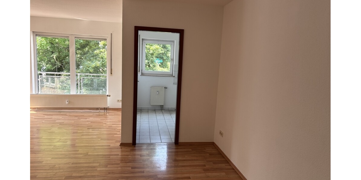 Zentrale Lage mit Potenzial: 2-Zimmer-Eigentumswohnung in Coswig – Ideal für Paare & Kapitalanleger! - Etagenwohnung Coswig | Angebot:27307718