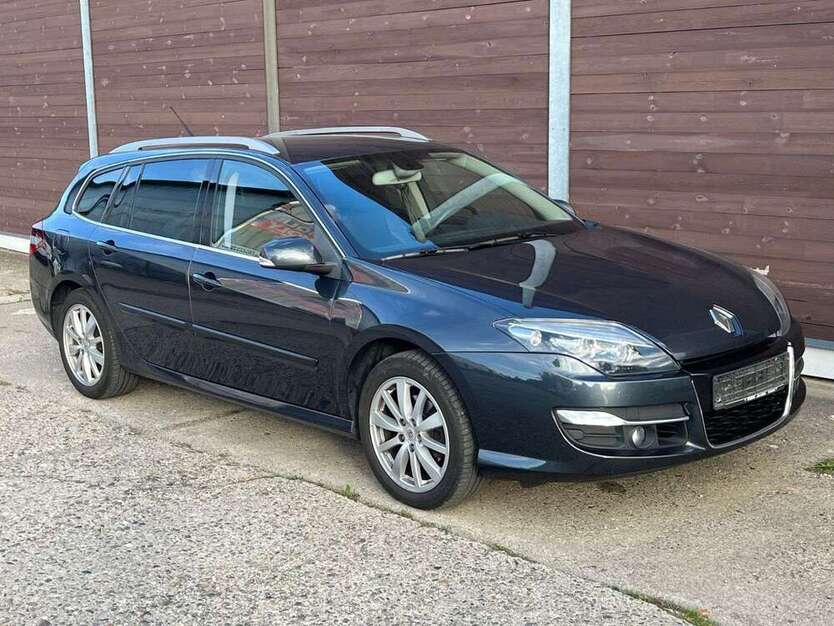 Renault Laguna 69.000 km 8.990 € Dresden 01127