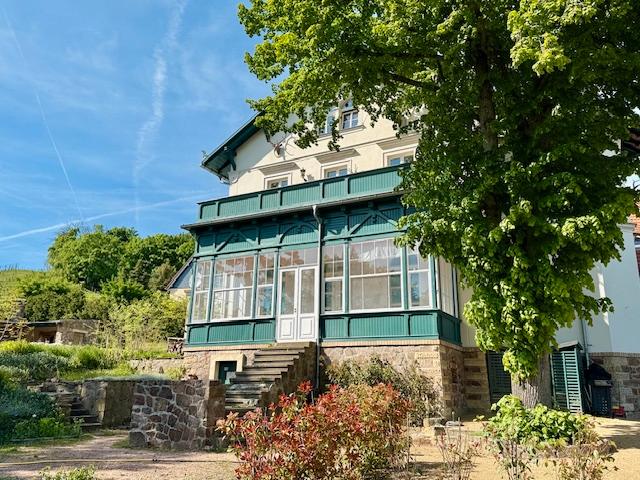 Etagenwohnung Radebeul - 2 Zimmer, 70 m&sup2;, 1.045&euro; | Angebot:25803451