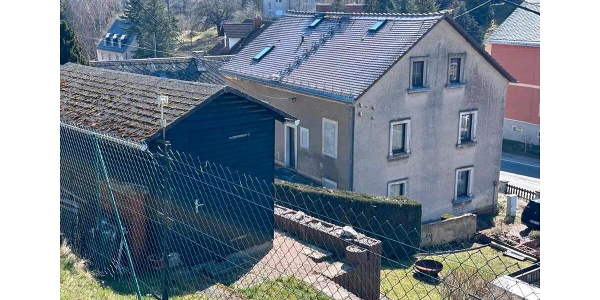 Einfamilienhaus Dorfhain - 8 Zimmer, 180 m&sup2;, 128.000&euro; | Angebot:27445521