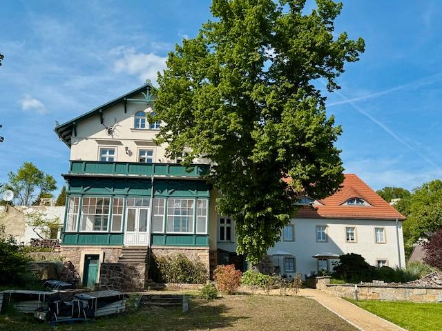 Etagenwohnung Radebeul - 2 Zimmer, 70 m&sup2;, 1.045&euro; | Angebot:25803451