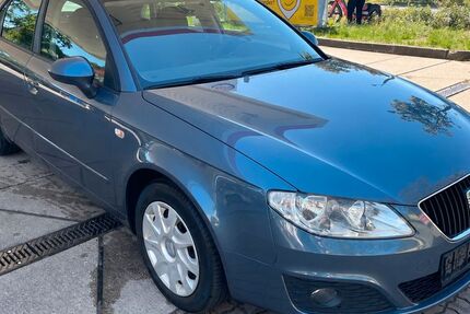 Seat Exeo 142.000 km 4.444 &euro; Dresden 01139