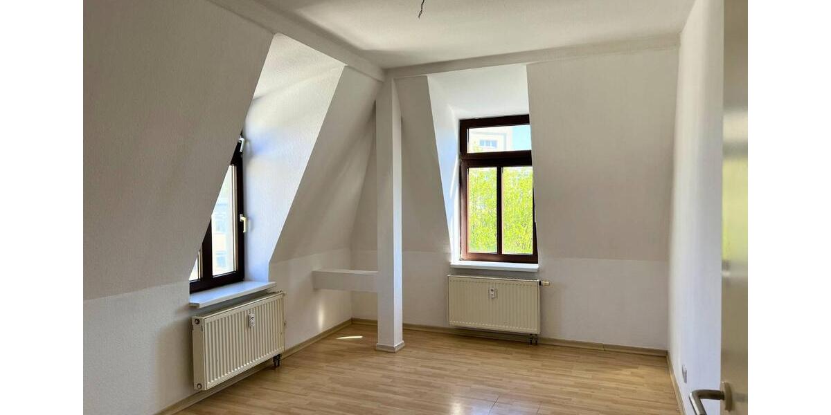 Dachgeschoßwohnung Dresden Neustadt - 3 Zimmer, 63 m&sup2;, 488&euro; | Angebot:26367379