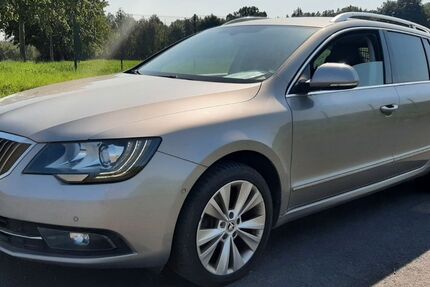 Skoda Superb 419.000 km 6.690 € Dresden 01259