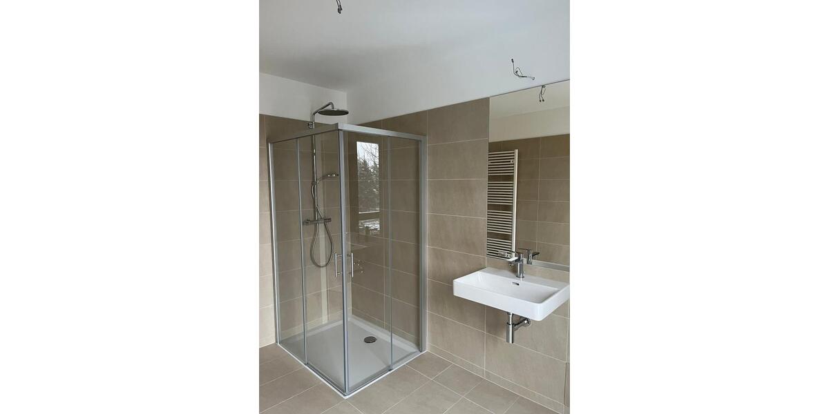 Erstbezug, helle 2 Raum Wohnung mit Blick in's Grüne 2 zimmer