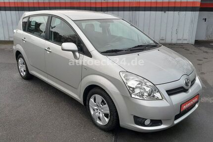 Toyota Corolla Verso 88.100 km 7.395 &euro; Dresden 01279