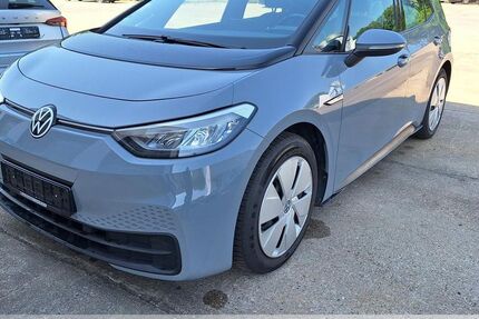 VW ID.3 55.050 km 20.899 &euro; Dresden 01157