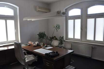 Büro in Radebeul 500 € 90.5 m² zimmer