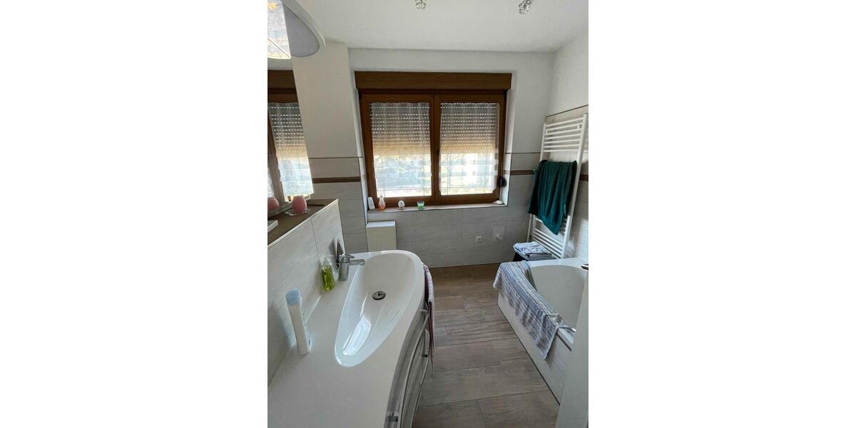 Einfamilienhaus Ebersbach - 5 Zimmer, 180 m&sup2;, 296.000&euro; | Angebot:25992594