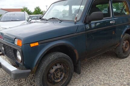 Lada Niva 120.700 km 1.500 &euro; Dresden 01219