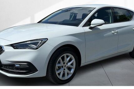 Seat Leon 4.500 km 27.890 &euro; Dresden 01067