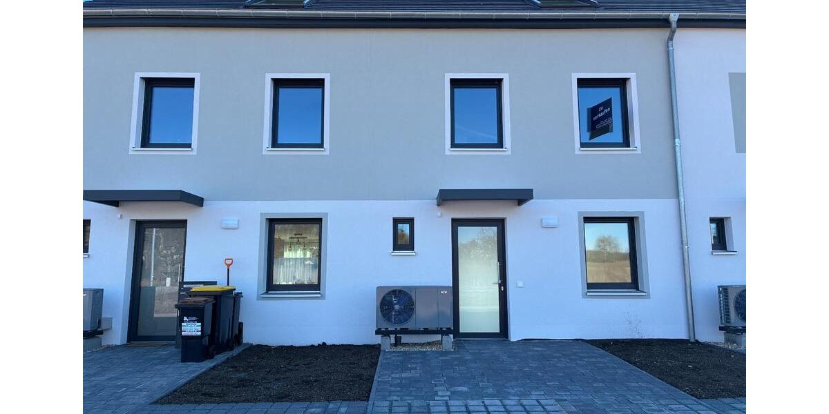 Reihenhaus Pirna - 4 Zimmer, 120 m&sup2;, 382.500&euro; | Angebot:25871274