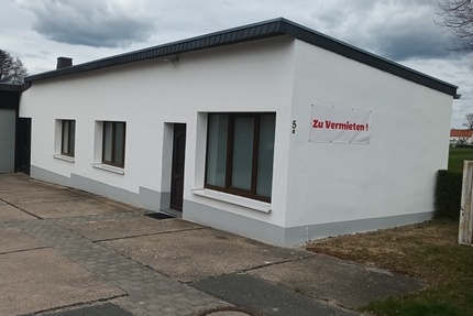Büro/Lager zu vermieten (Als Wohnraum umzubauen ) Neue Option ist zusätzlich möglich !