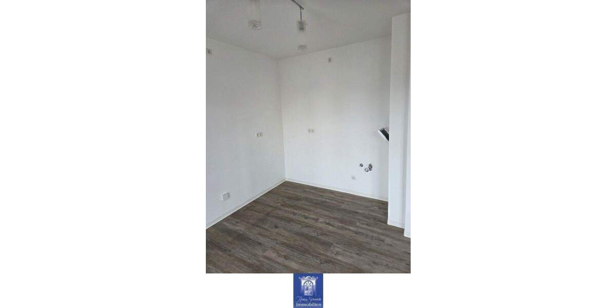 Etagenwohnung Coswig - 4 Zimmer, 119 m&sup2;, 1.552&euro; | Angebot:25749165