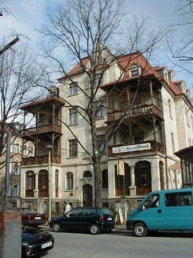 Etagenwohnung Dresden Südvorstadt-West - 4 Zimmer, 129 m&sup2;, 1.380&euro; | Angebot:26875622