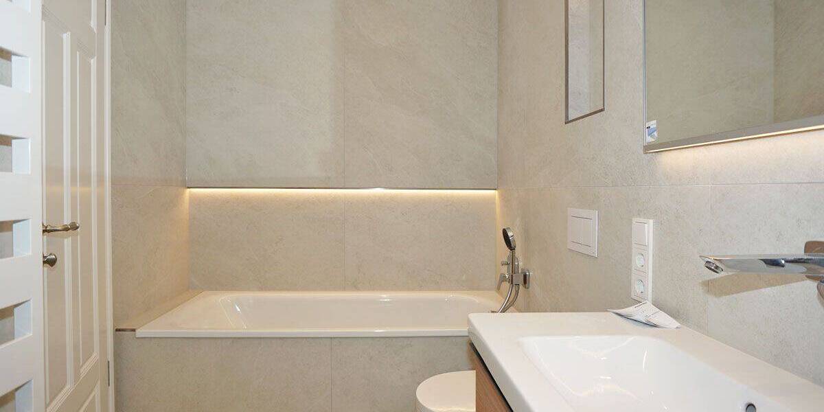 Etagenwohnung Dresden Striesen-Ost - 4 Zimmer, 100 m&sup2;, 1.995&euro; | Angebot:26816724