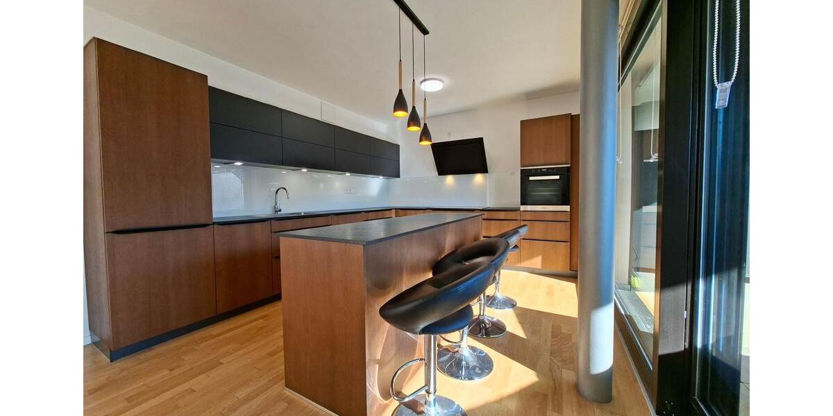 Etagenwohnung Dresden Plauen - 4 Zimmer, 165 m&sup2;, 2.235&euro; | Angebot:25054412