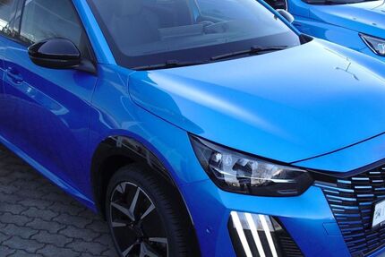 Peugeot 208 30.700 km 16.880 &euro; Meißen 01662