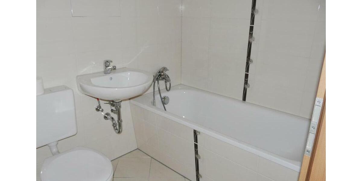 Etagenwohnung Coswig - 3 Zimmer, 62 m&sup2;, 462&euro; | Angebot:26212122