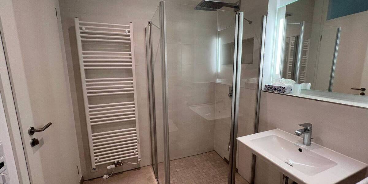 Etagenwohnung Dresden Pieschen-Süd - 3 Zimmer, 69 m&sup2;, 1.470&euro; | Angebot:26816868