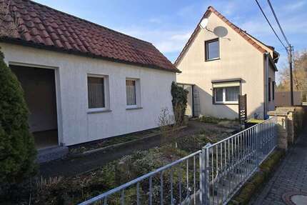 Haus zum Kaufen in Bannewitz 110.000 € 66 m² 3 zimmer